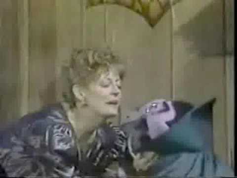 Sesame Street - Susan Sarandon & The Count